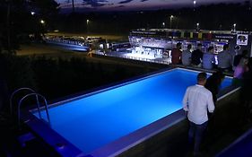 GT Lounge